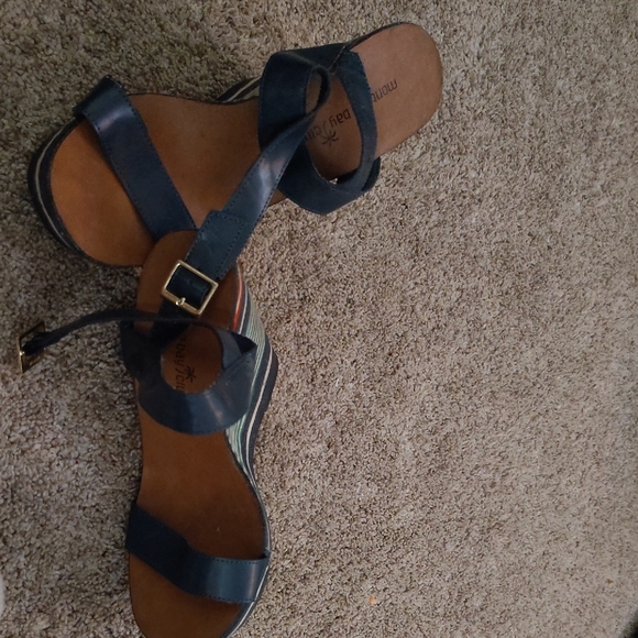 Monaco Navy and Brown Wedge Sandals - Picture 6 of 6